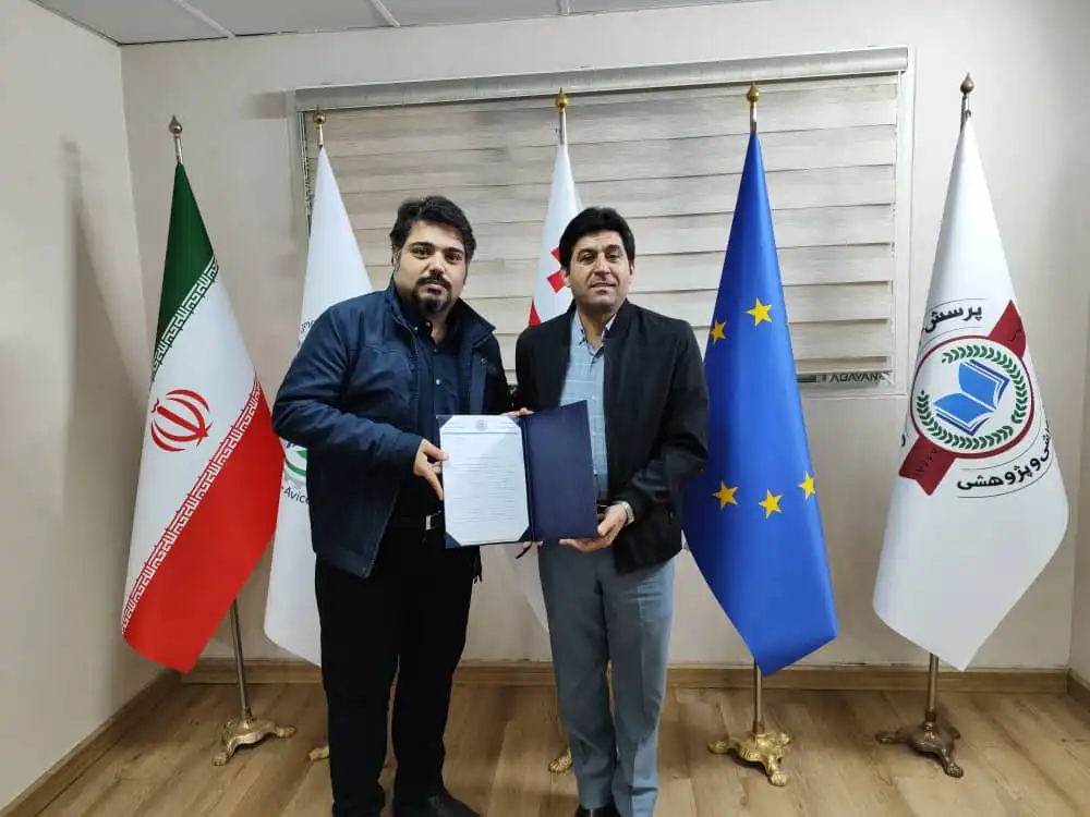 عکس اخبار کالج ابن سینا گرجستان1